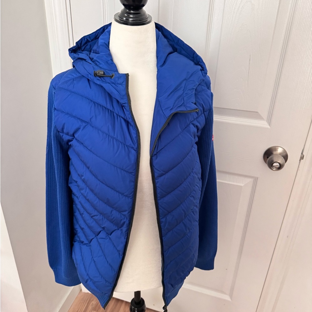 🆕Canada Goose Hybridge Knit Hoody, size Medium